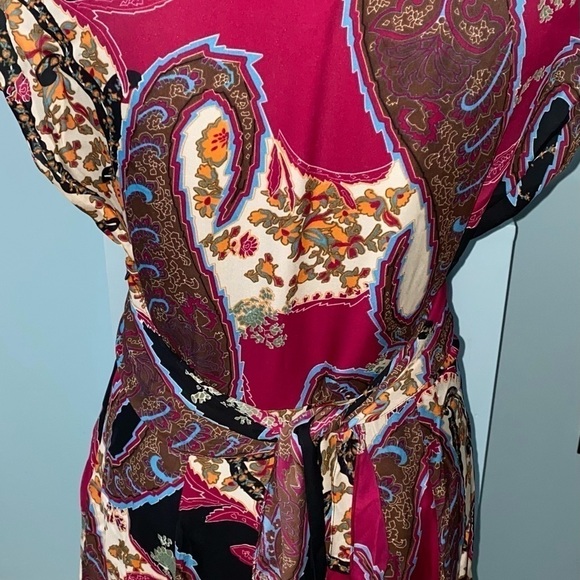 ECI New York Dress Size 6 Ties In Front or Back Colorful V-neck in EUC - Picture 3 of 8